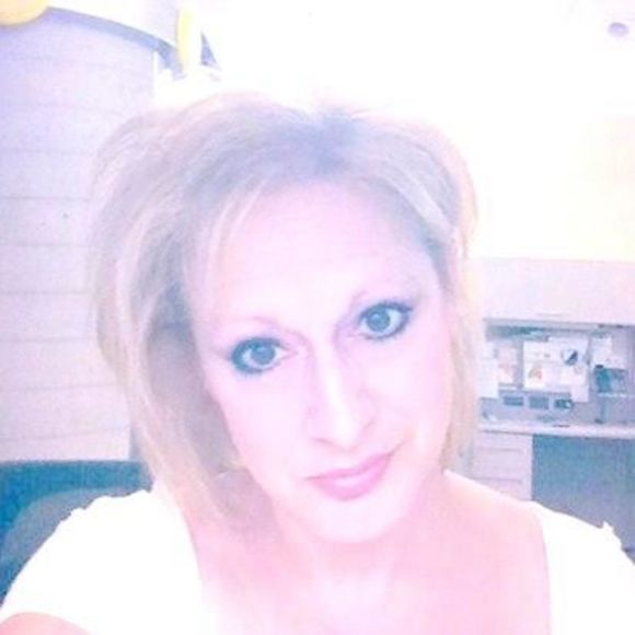 Meet your Posher, Danielle - Picture 1 of 1